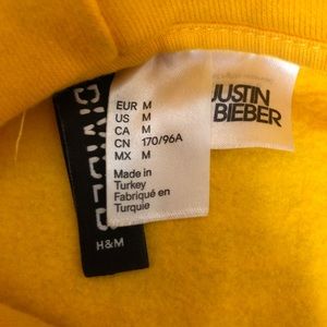 H&M Sweaters - Yellow Cropped Hoodie H&M Sweaters - Yellow Cropped Hoodie